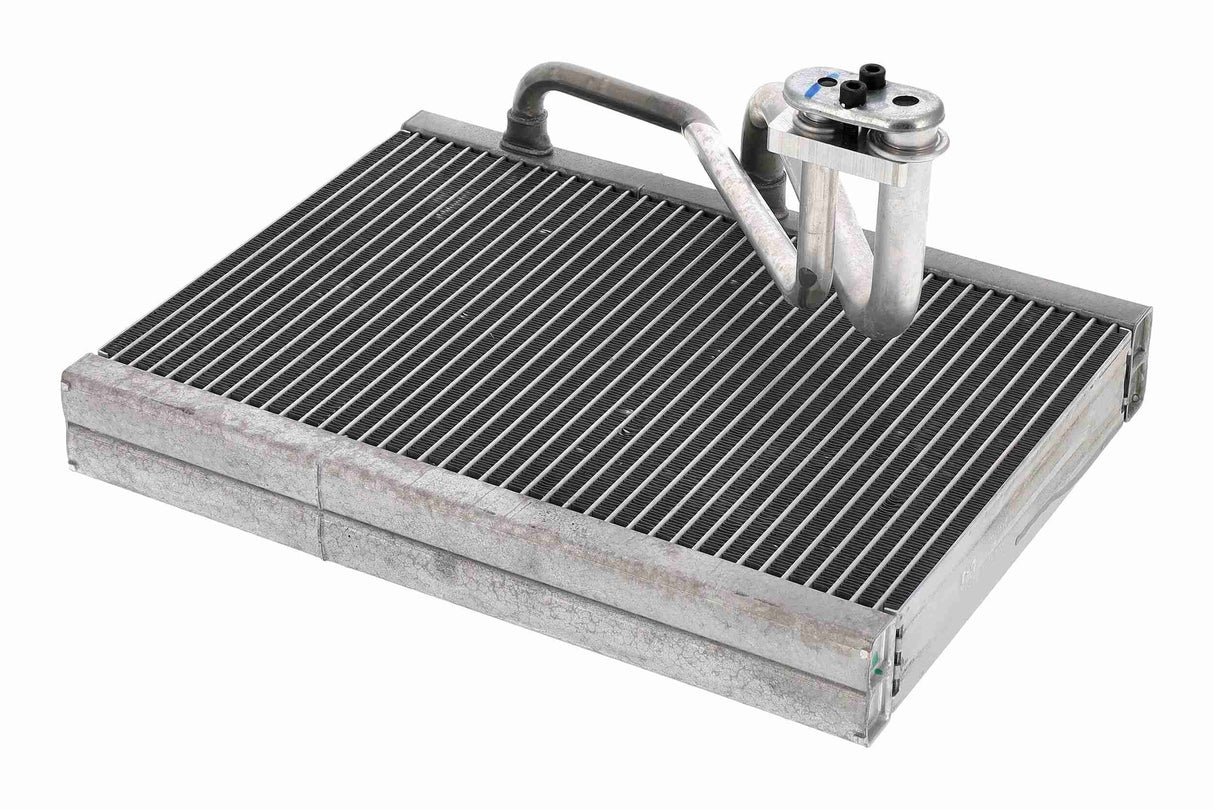 Evaporator, air conditioning - V30-65-0041