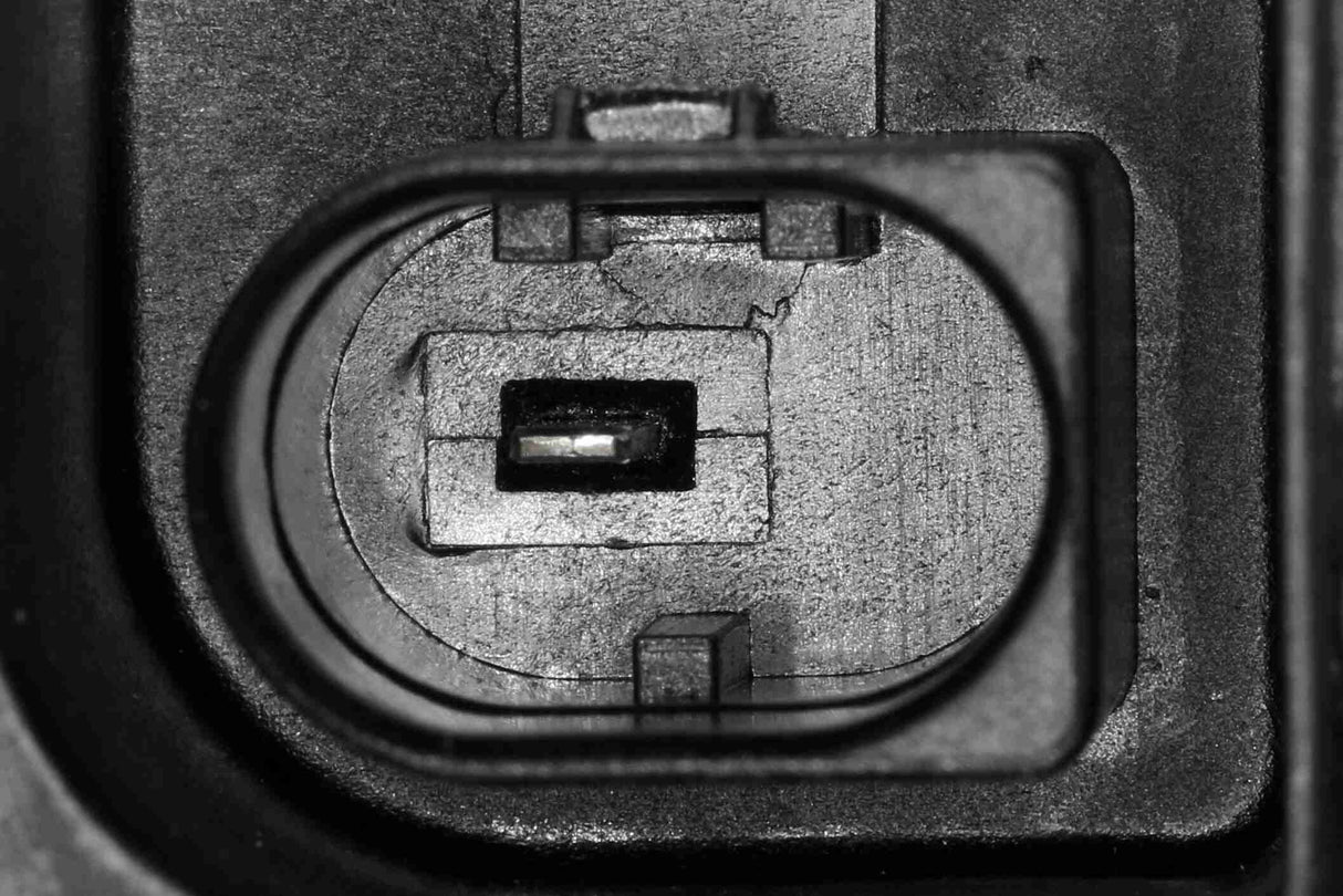 Alternator - V20-13-50003