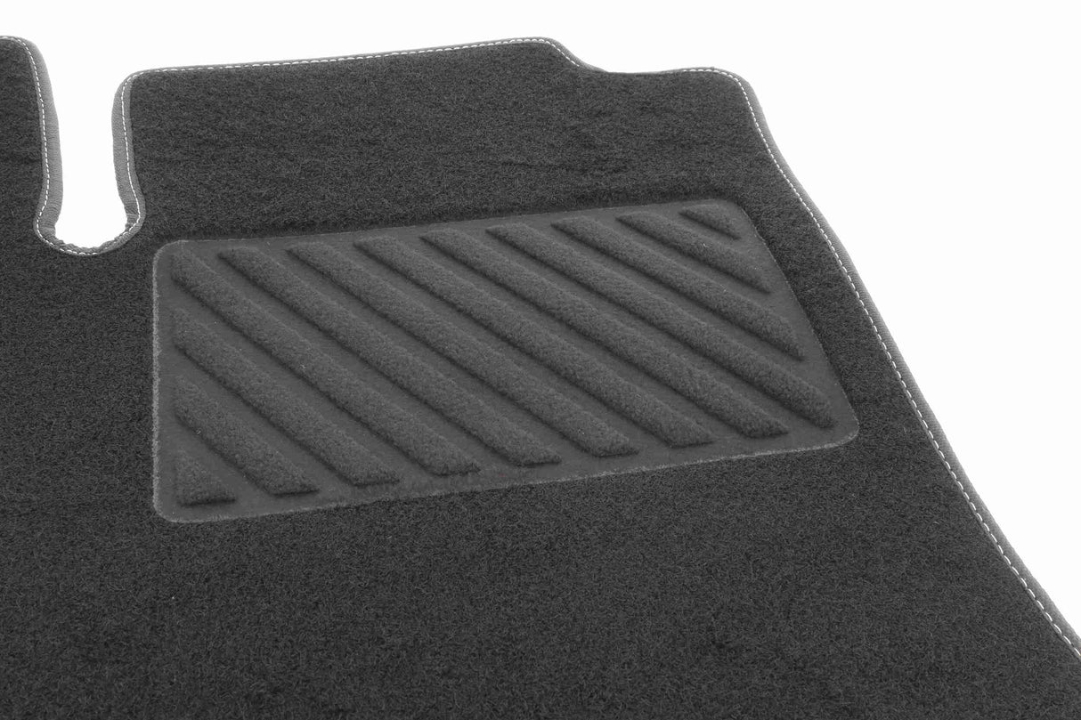 Floor Mat Set - V30-4414