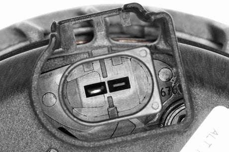 Alternator - V10-13-50015