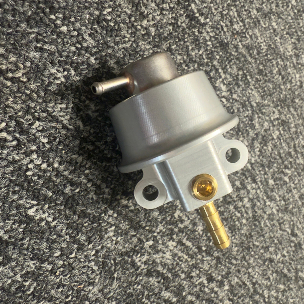 Ford Fiesta RS Turbo Fuel Pressure Regulator Bosch