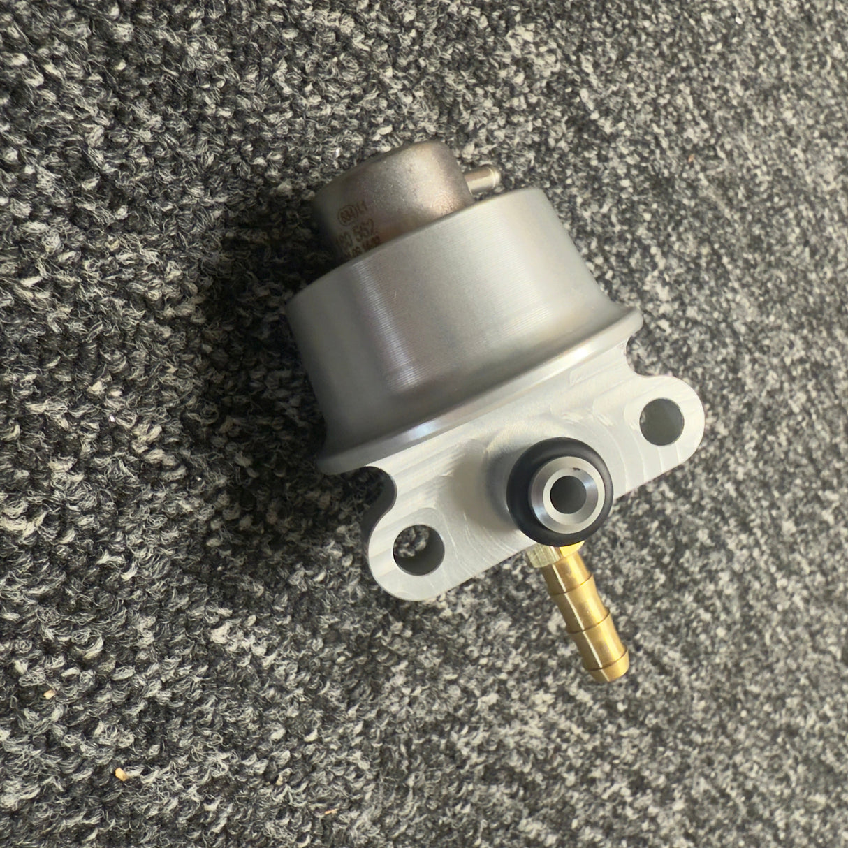 Ford Fiesta RS Turbo Fuel Pressure Regulator Bosch