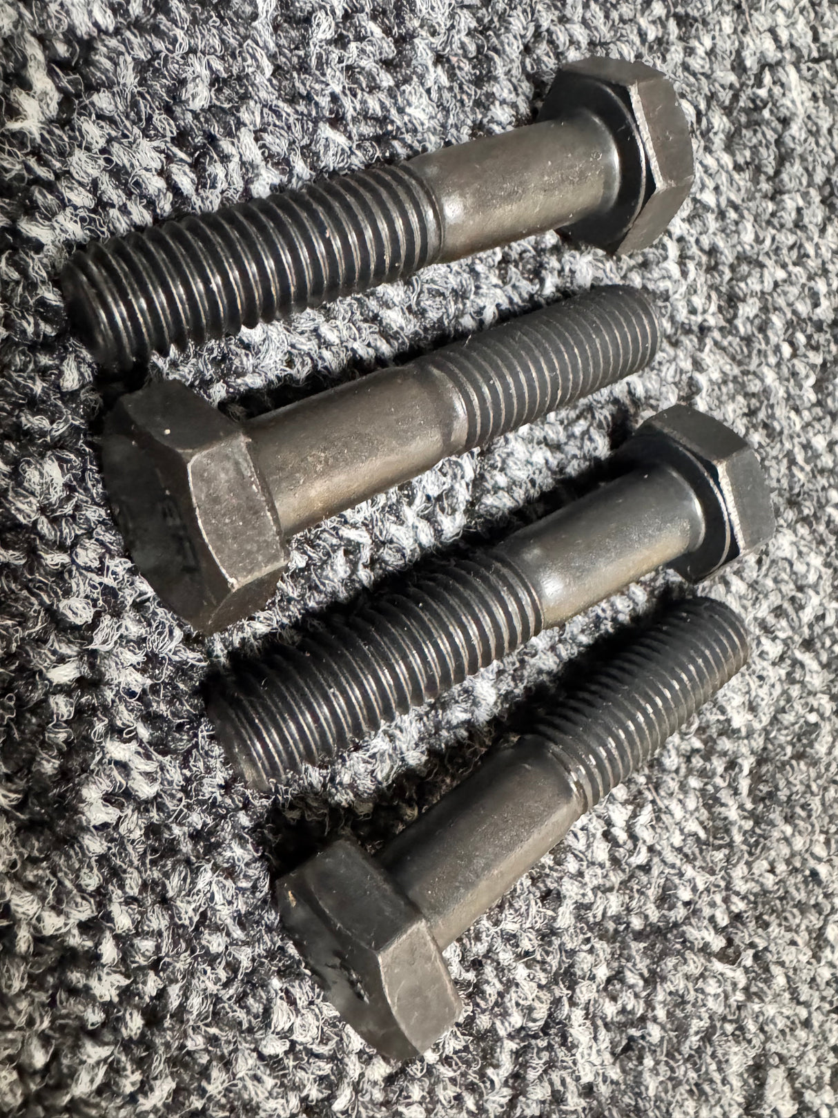 Ford Atlas Axle Crownwheel Diff Differential Cap Bolts