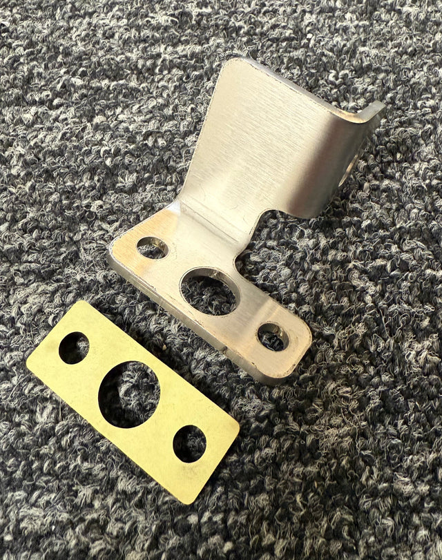 Ford Sierra Sapphire Cosworth 2wd YB Fuel Pressure Regulator Bracket & Gasket