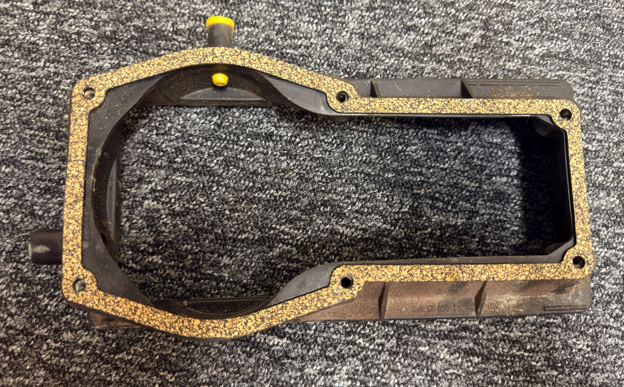 VW 1.8 Golf Mk1 Mk2 GTI K-Jetronic Fuel Metering Head Gasket – 049133379A / 0438120035 / 0438100079