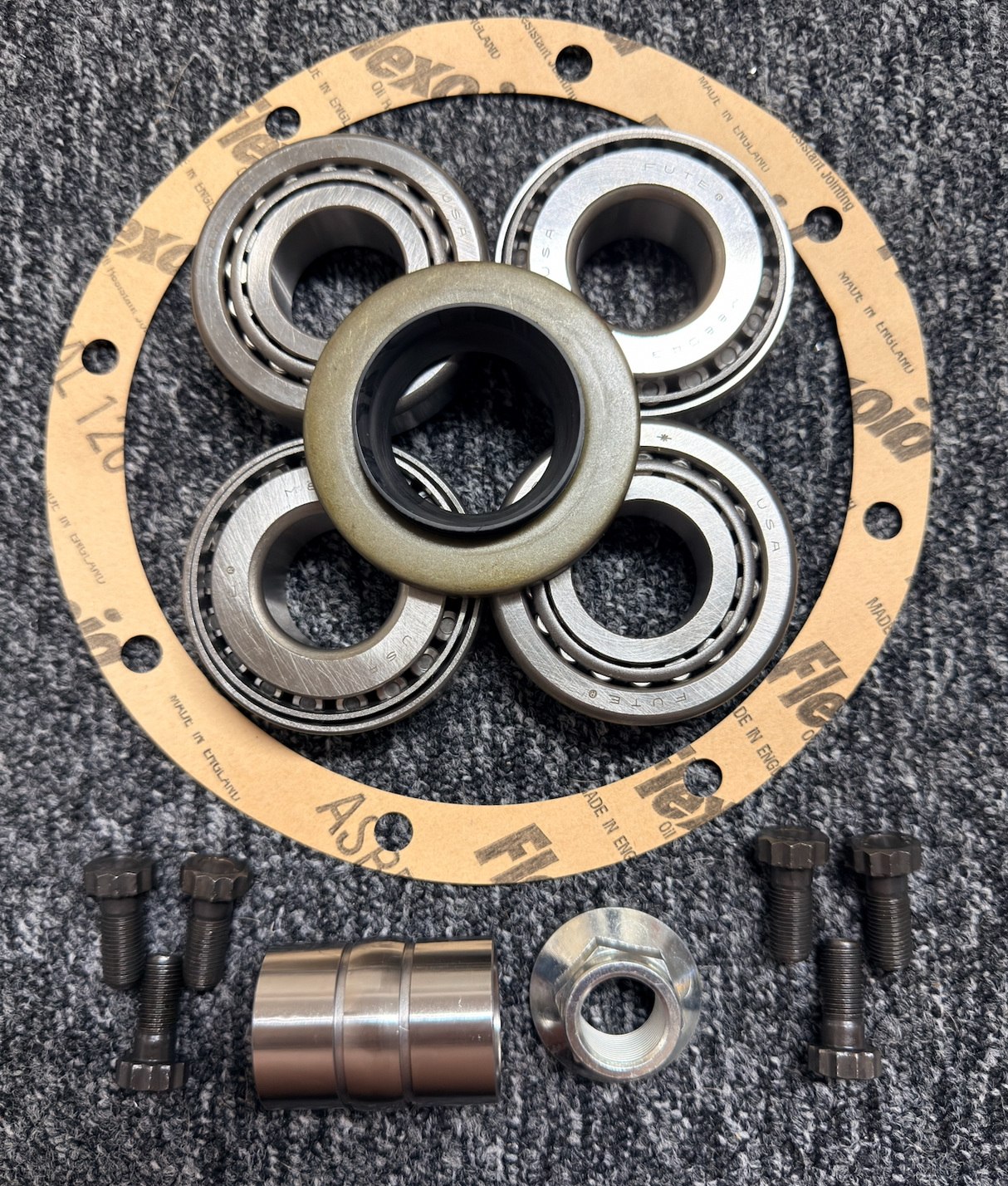Ford English Axle Differential Bearing Rebuild Kit with Crownwheel Bolts – 18/22 Spline
