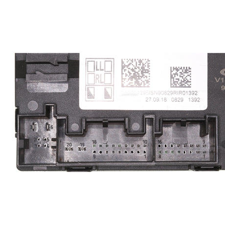 VW Control Unit, door actuation  - VEMO V10-73-0505