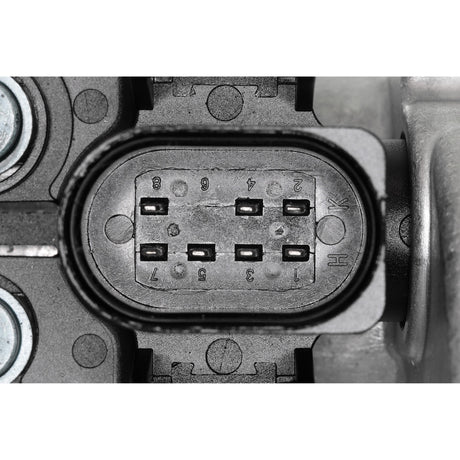 VW Throttle body  - VEMO V10-81-0105