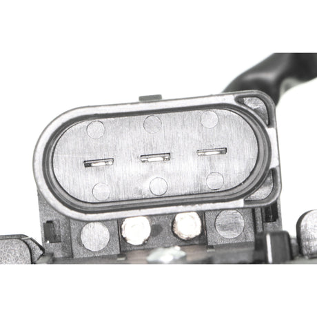 VW Fan, engine cooling  - VEMO V15-01-1912