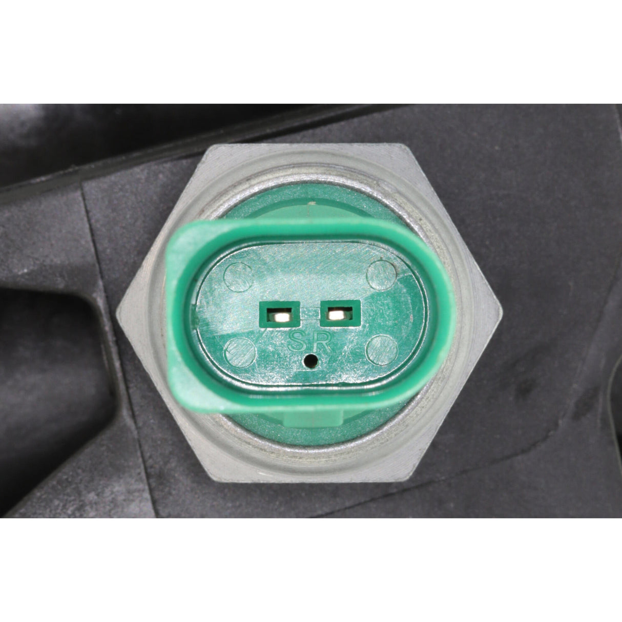 AUDI Oil filter module  - VEMO V15-60-6102