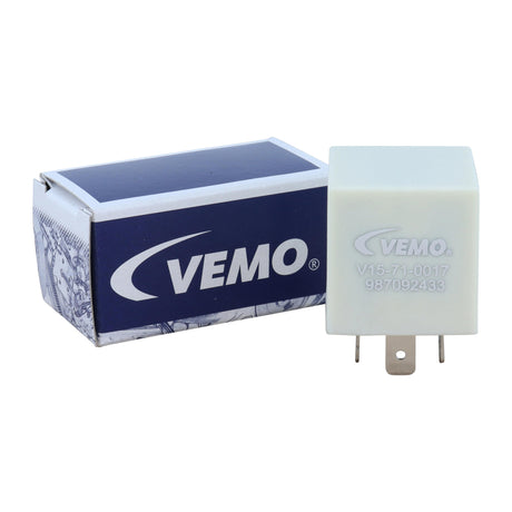VW Relay, fuel pump  - VEMO V15-71-0017