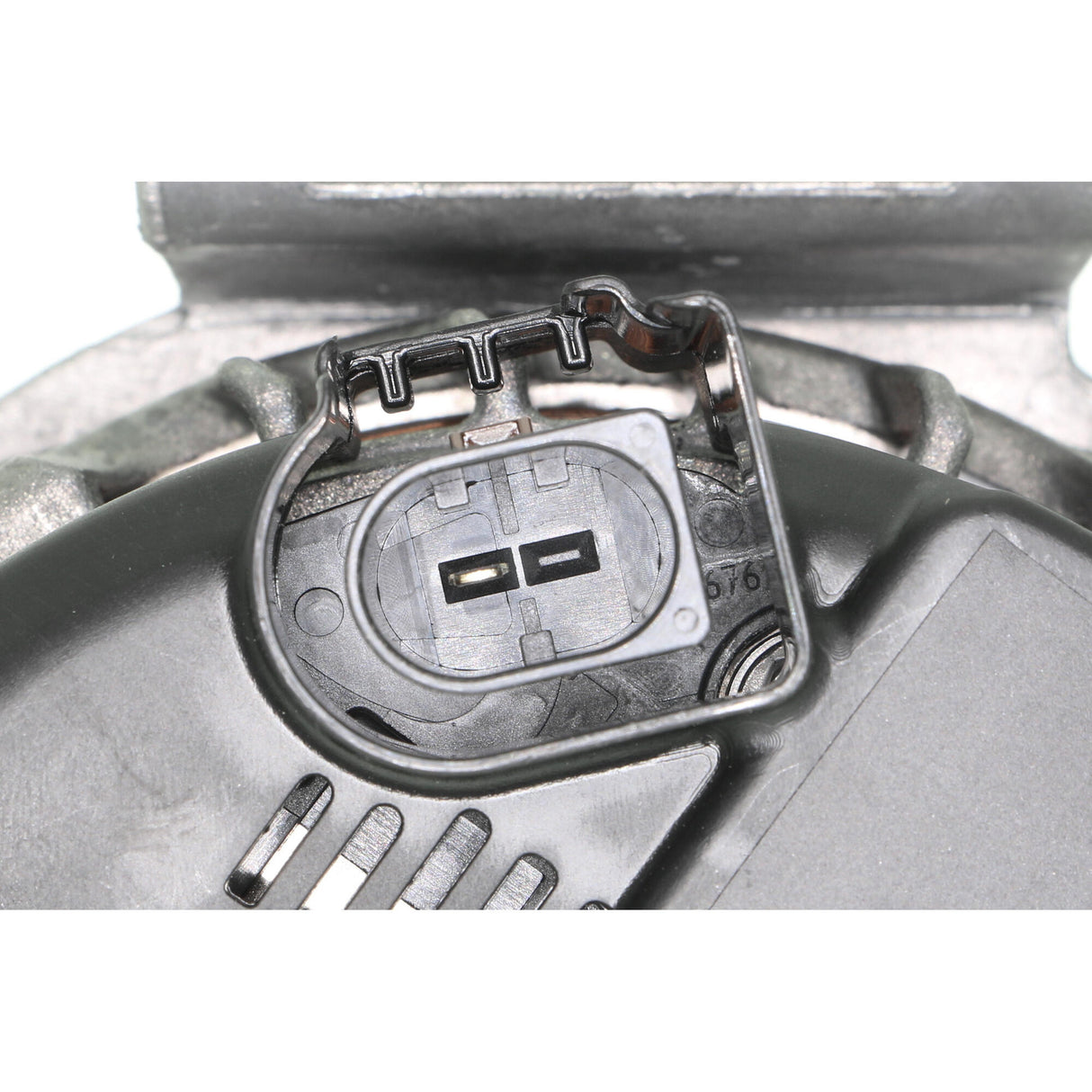 MERCEDES-BENZ Alternator  - VEMO V30-13-50001