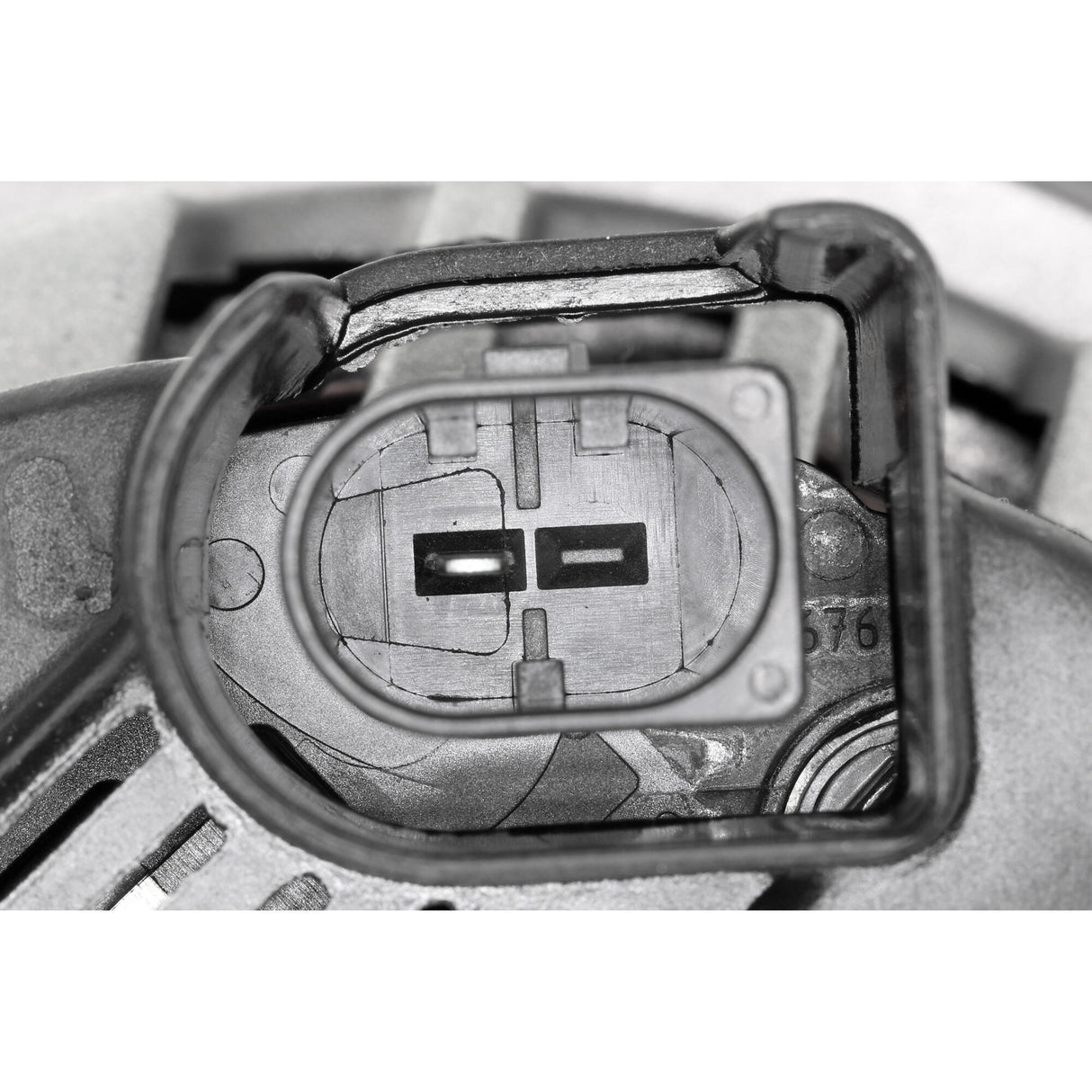 MERCEDES-BENZ Alternator  - VEMO V30-13-50011