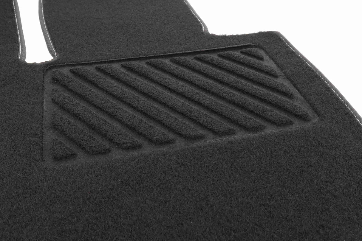 Floor Mat Set - V30-4416