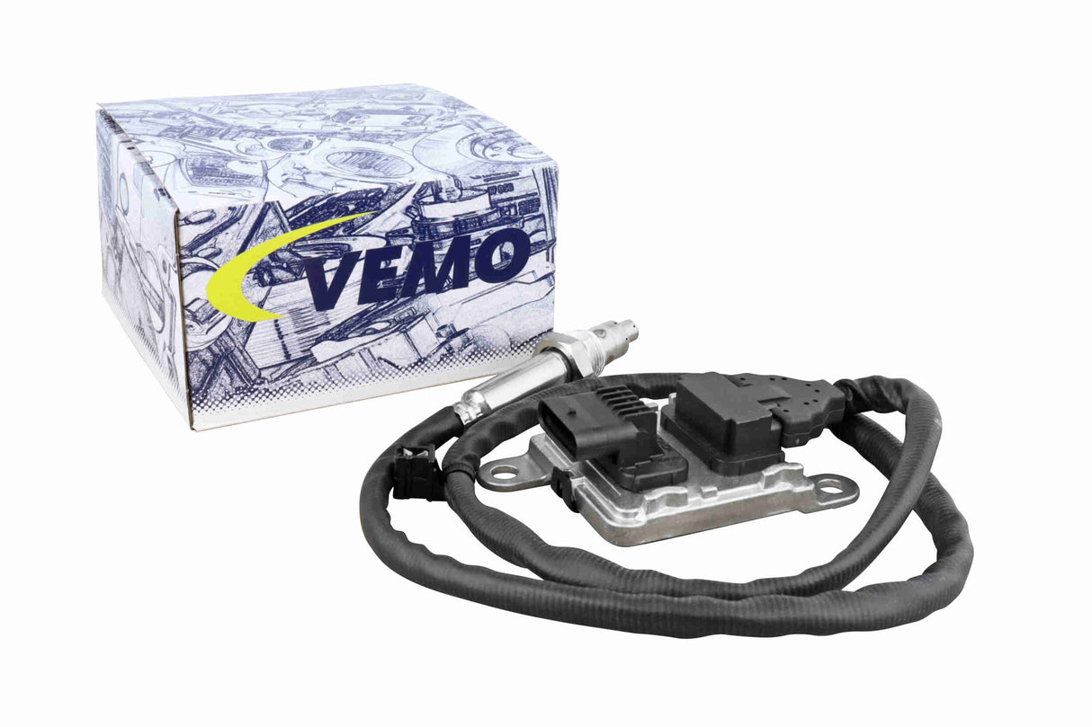 NOx Sensor, urea injection - V40-72-0082