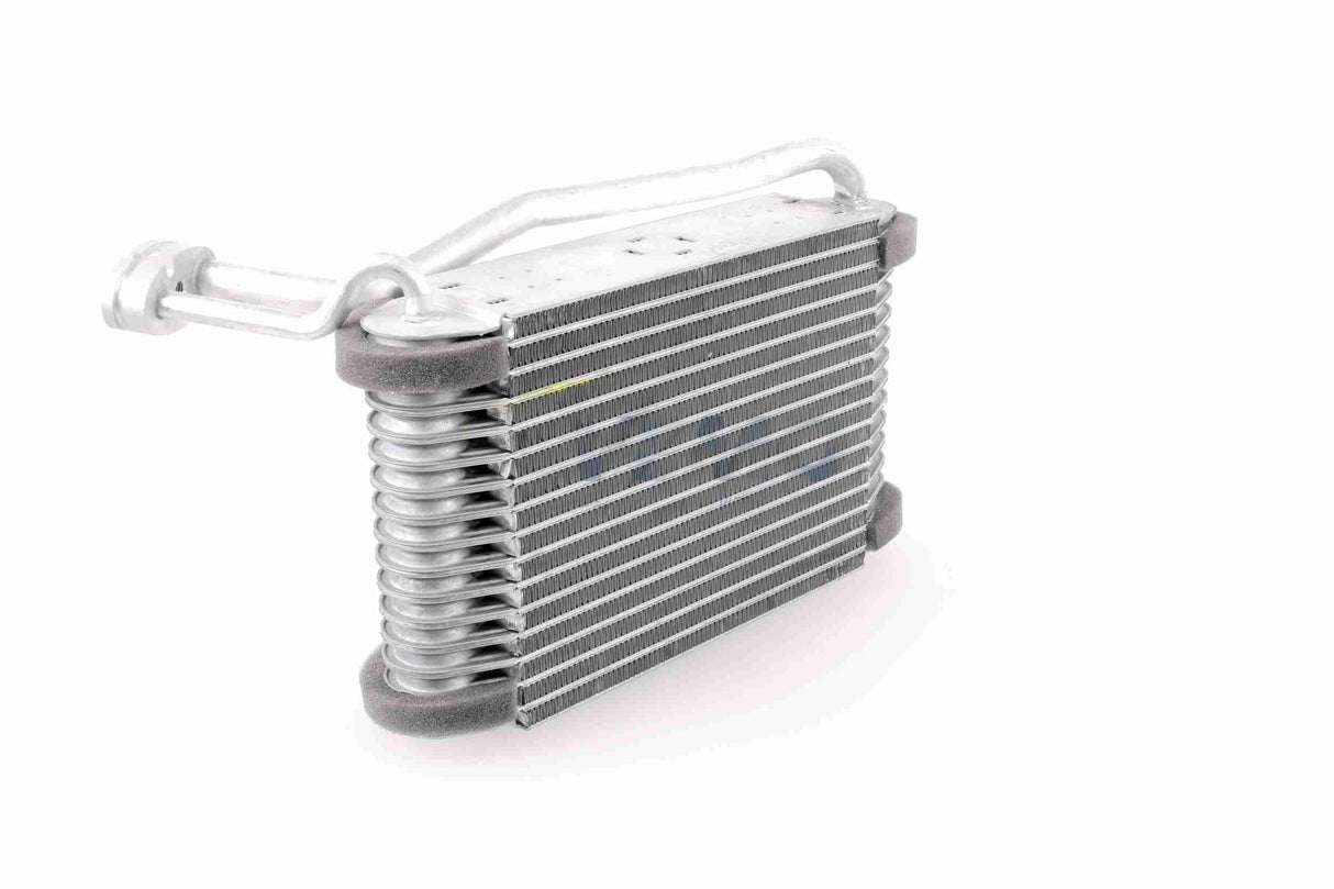 Evaporator, air conditioning - V10-65-0002