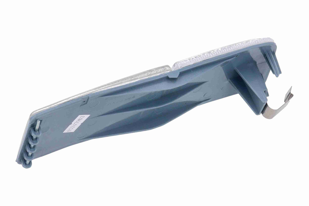 Eyelid, front fog light - V10-78-0029