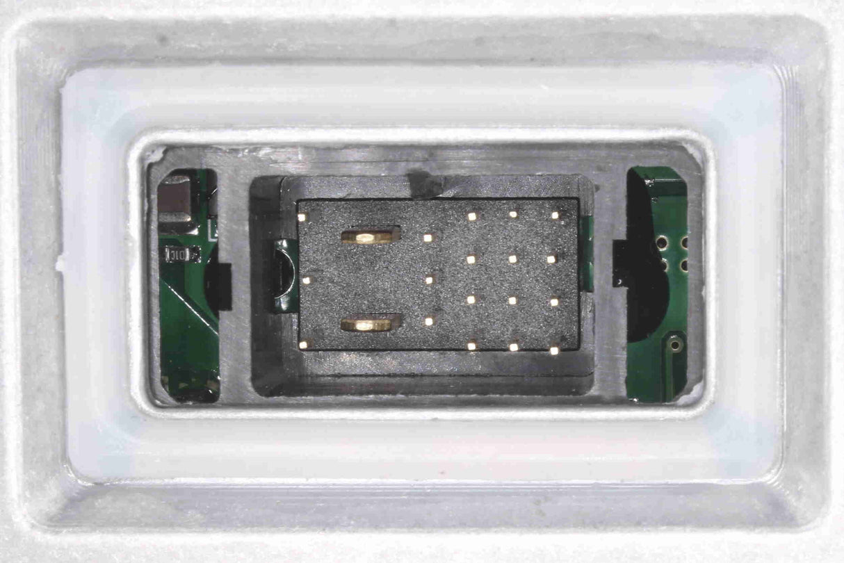 Ignitor, gas discharge lamp - V20-84-0020