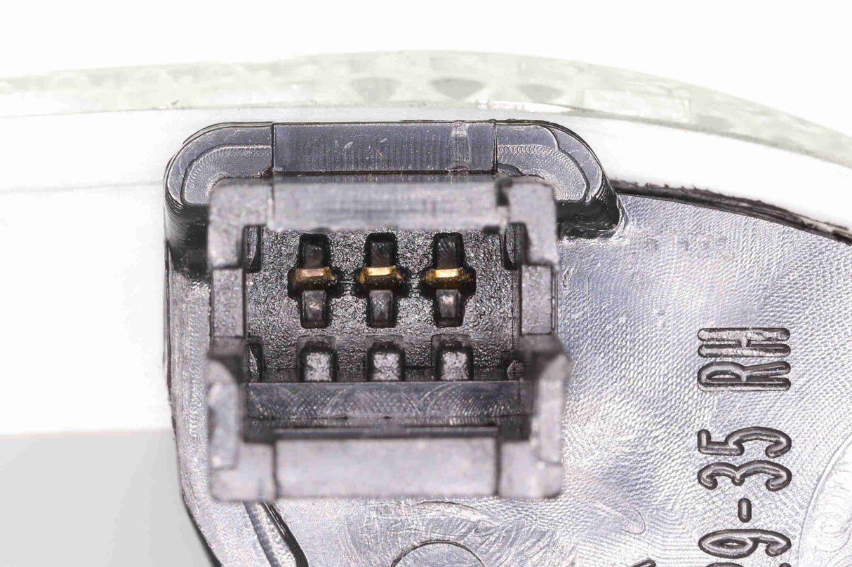 Direction Indicator - V10-84-0107