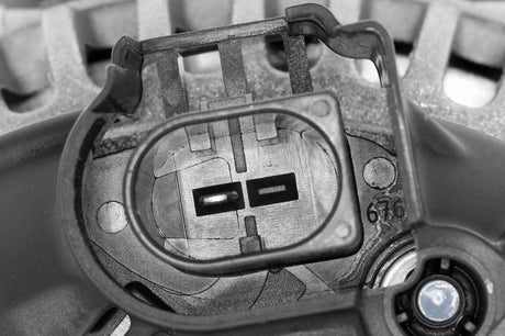 Alternator - V10-13-50016
