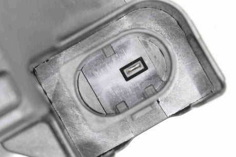 Alternator - V20-13-50010