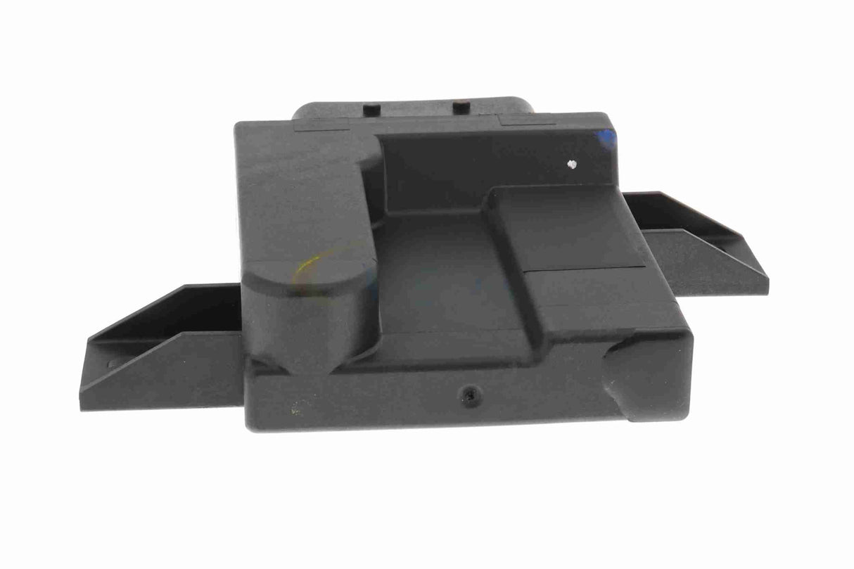 Relay, fuel pump - V15-71-0064