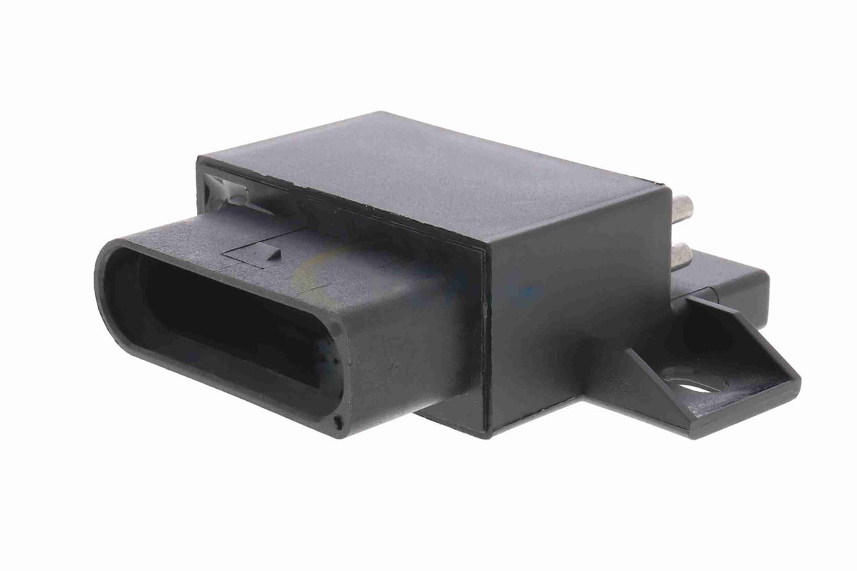 Relay, fuel pump - V15-71-0079