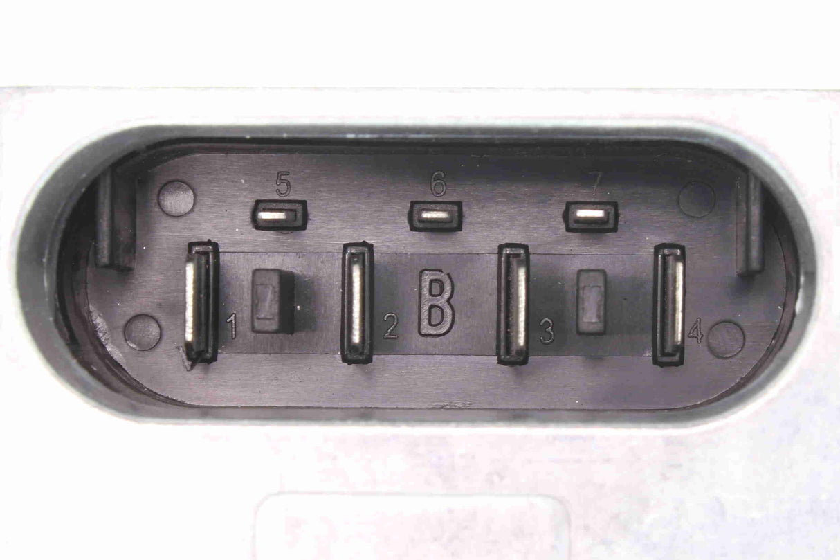 Control Unit, electric fan (engine cooling) - V30-79-0011