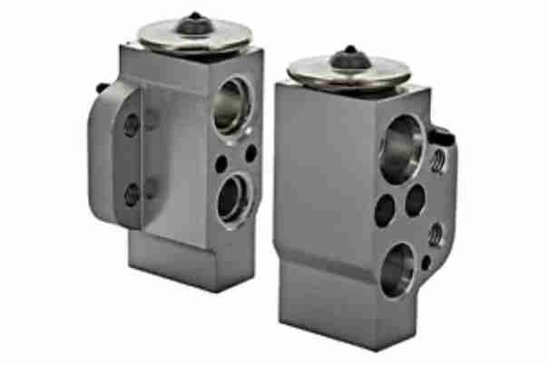Expansion Valve, air conditioning - V15-77-0027