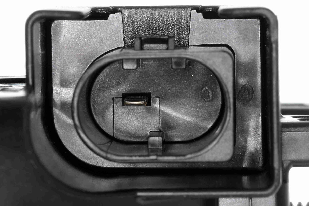 Alternator - V20-13-50032