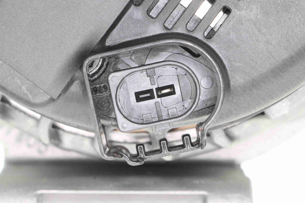Alternator - V30-13-50003