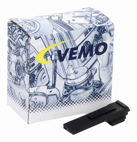 Switch, clutch control (cruise control) - V20-73-0150