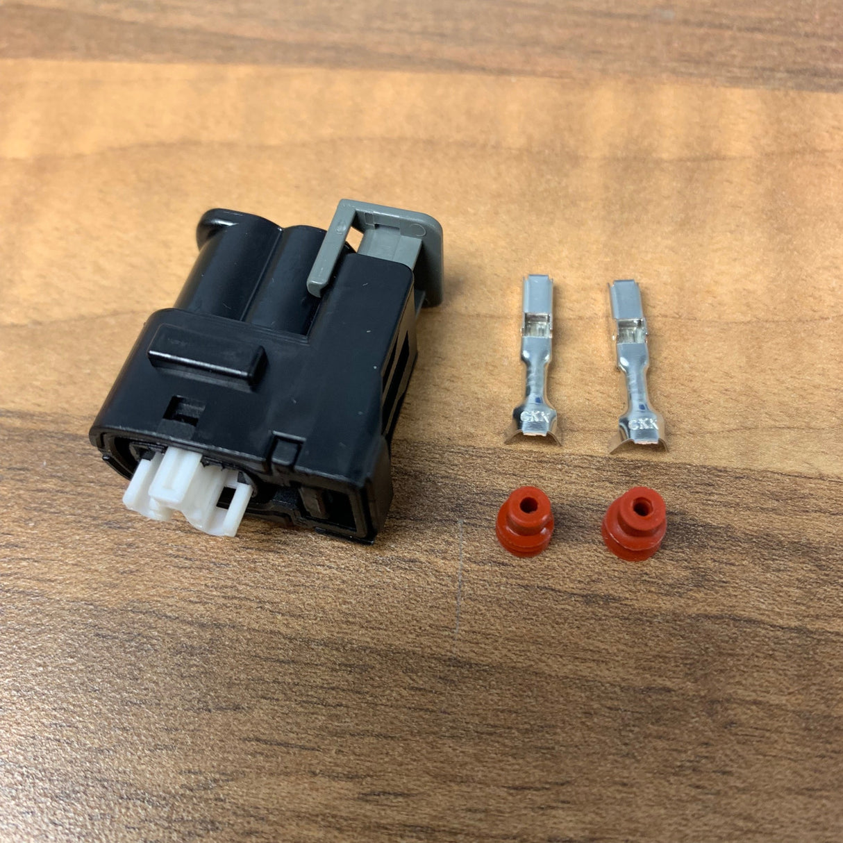 Toyota 90980-11246 Ignition Coil and Injector Connector 2 Way - LX32