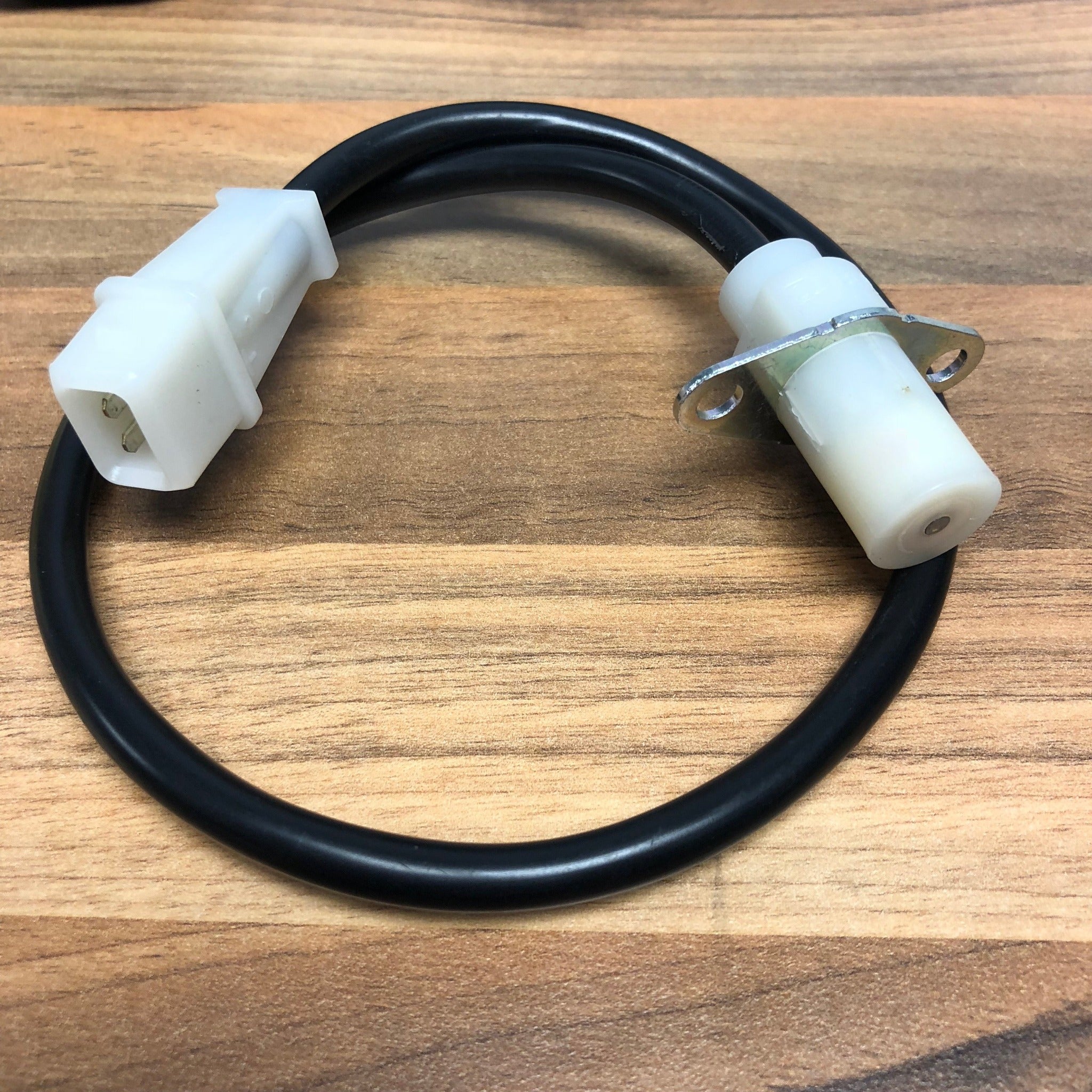 Magneti Marelli SEN8D Crank RPM Sensor – For Lancia, Maserati, FIAT, Alfa Romeo