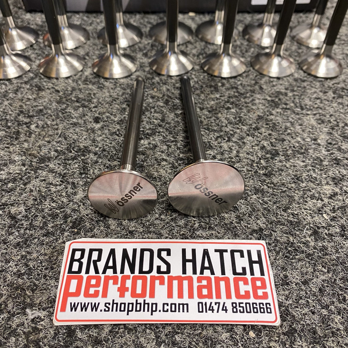 Wossner Ford Cosworth YB +1mm Black Nitrided Stainless Inlet & Inconel Exhaust Valves