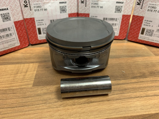 Ford 1.8 Silvertop ZETEC Escort XR3i Fiesta XR2i Mondeo STD  MAHLE Low Comp Pistons